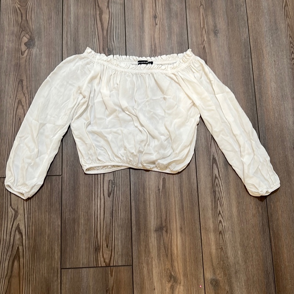 Brandy Melville off the shoulder white blouse. One size, but fits a xs-M